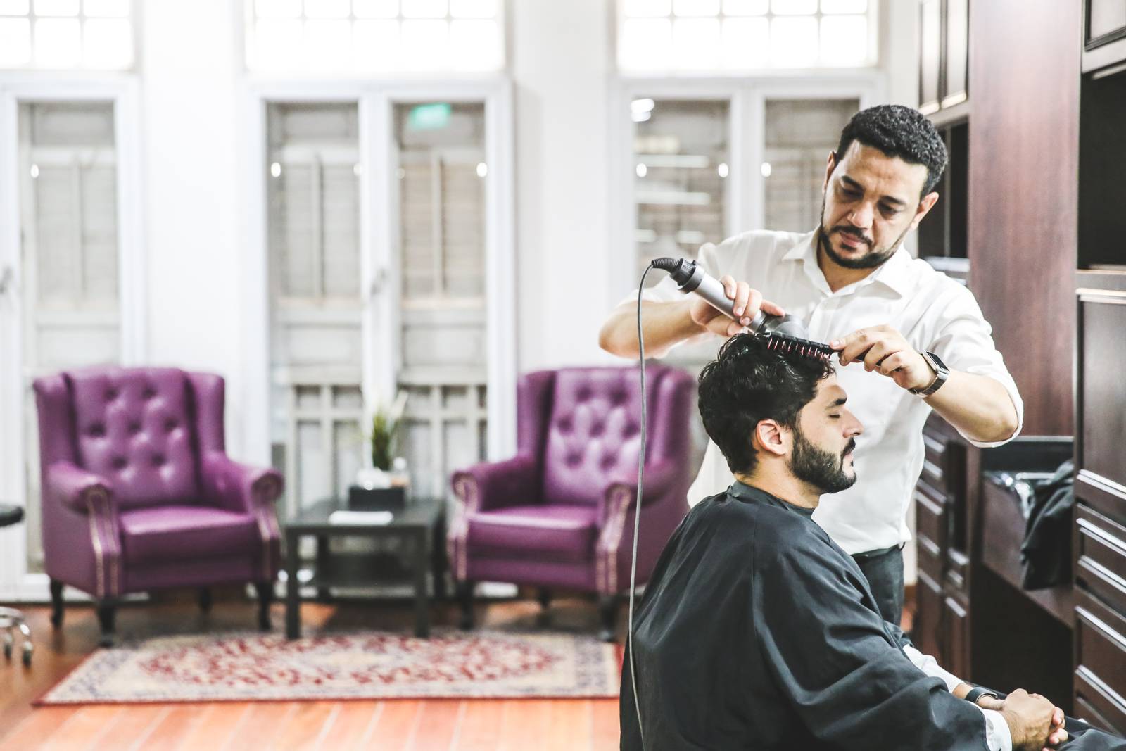 Royal Haircut Singapore: A Master’s Chair in Chinatown